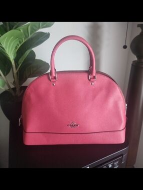 Coach Sierra Satchel in Cross grain Leather  Silver / Poppy